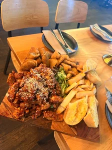 Brunch spots in Pyes Pa Tauranga – Bosco Café brunch dishes and coffee