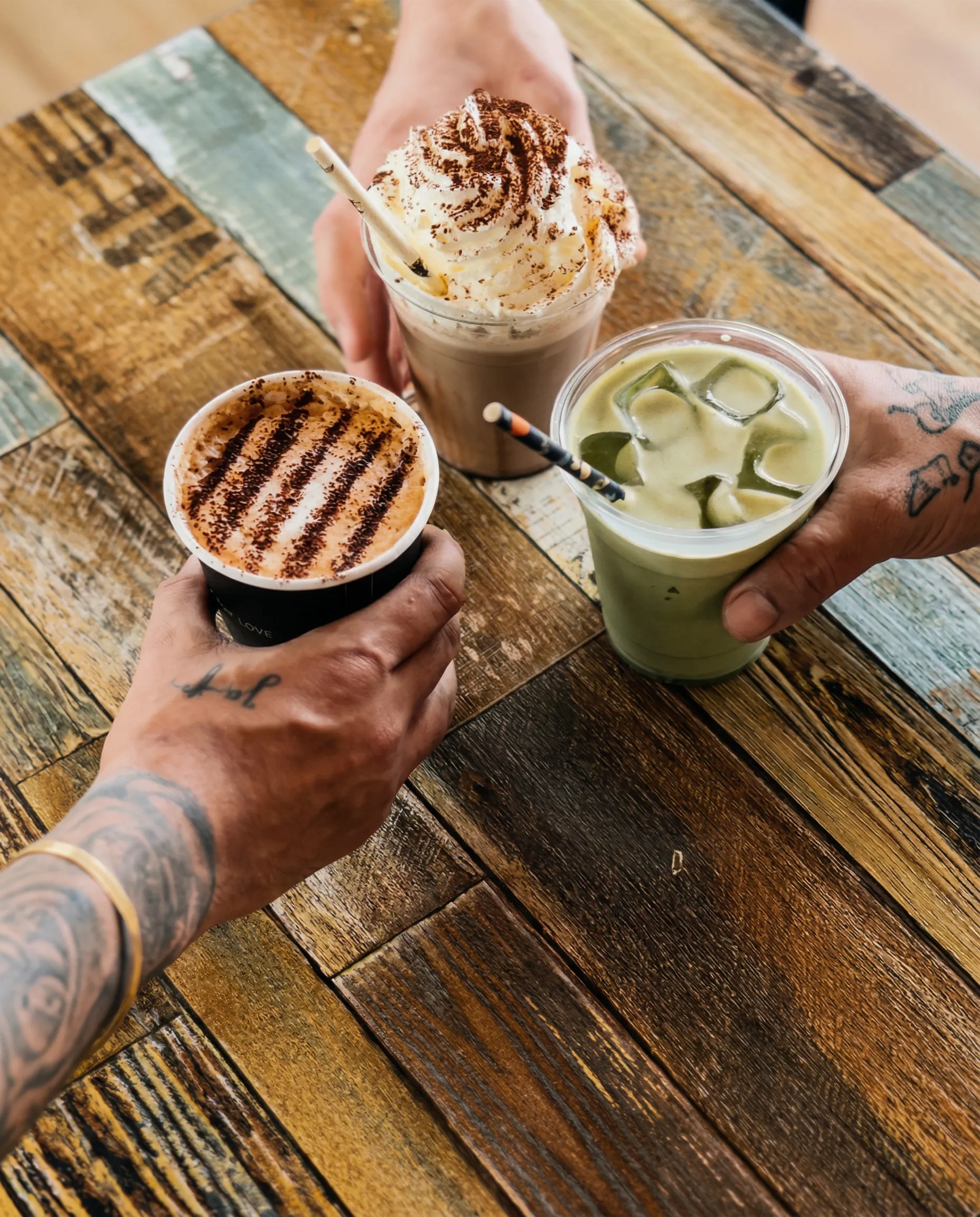 Fresh coffee and iced drinks at Bosco Café – a popular cafe near me in Te Kūiti for locals and travellers